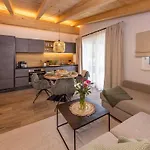 Lennis By We Rent מלון דירות