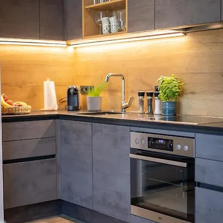 Apart-hotel Lenni's 4*