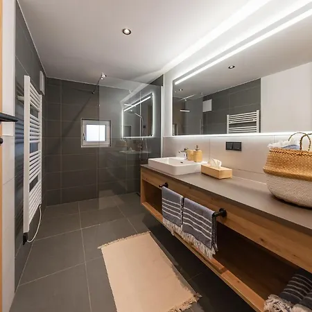 Aparthotel Lenni's *