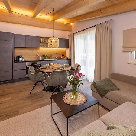 Lenni's Aparthotel