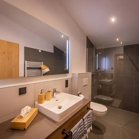 Lejlighedshotel Lennis By We Rent 4*
