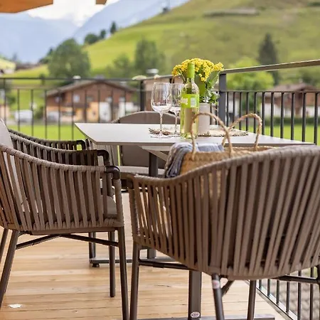 Lenni's Aparthotel *