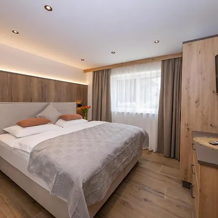 Aparthotel Lenni's