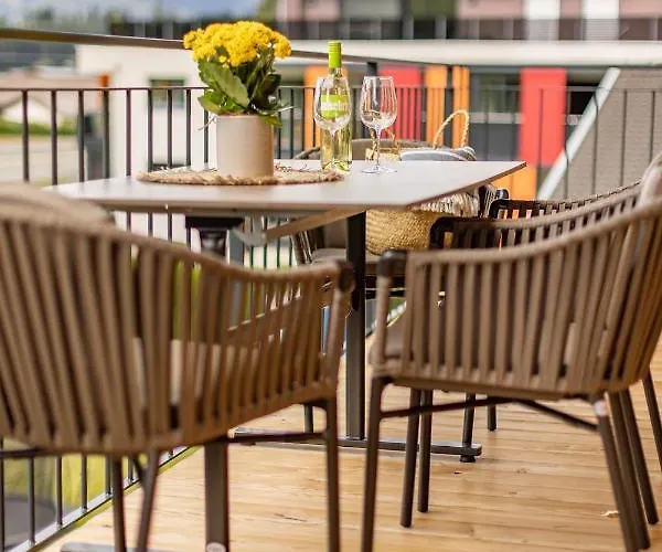 Lejlighedshotel Lennis By We Rent 4*